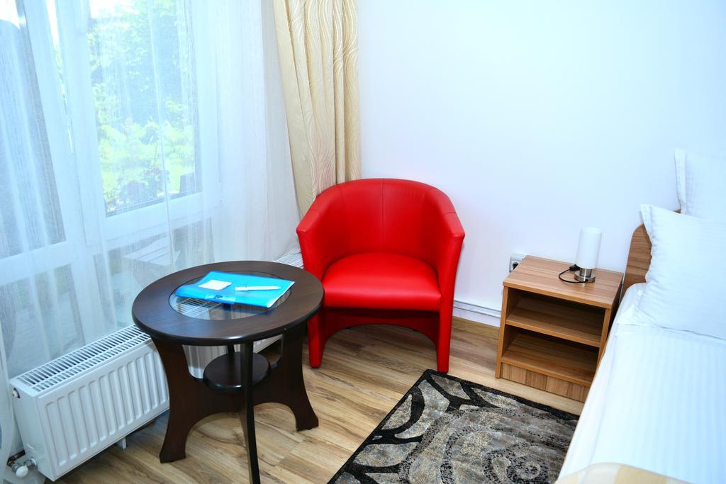 Pensiunea Anita Haţeg Zewnętrze zdjęcie